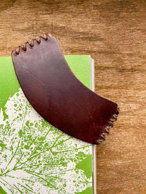 Corner Cuddler Bookmark